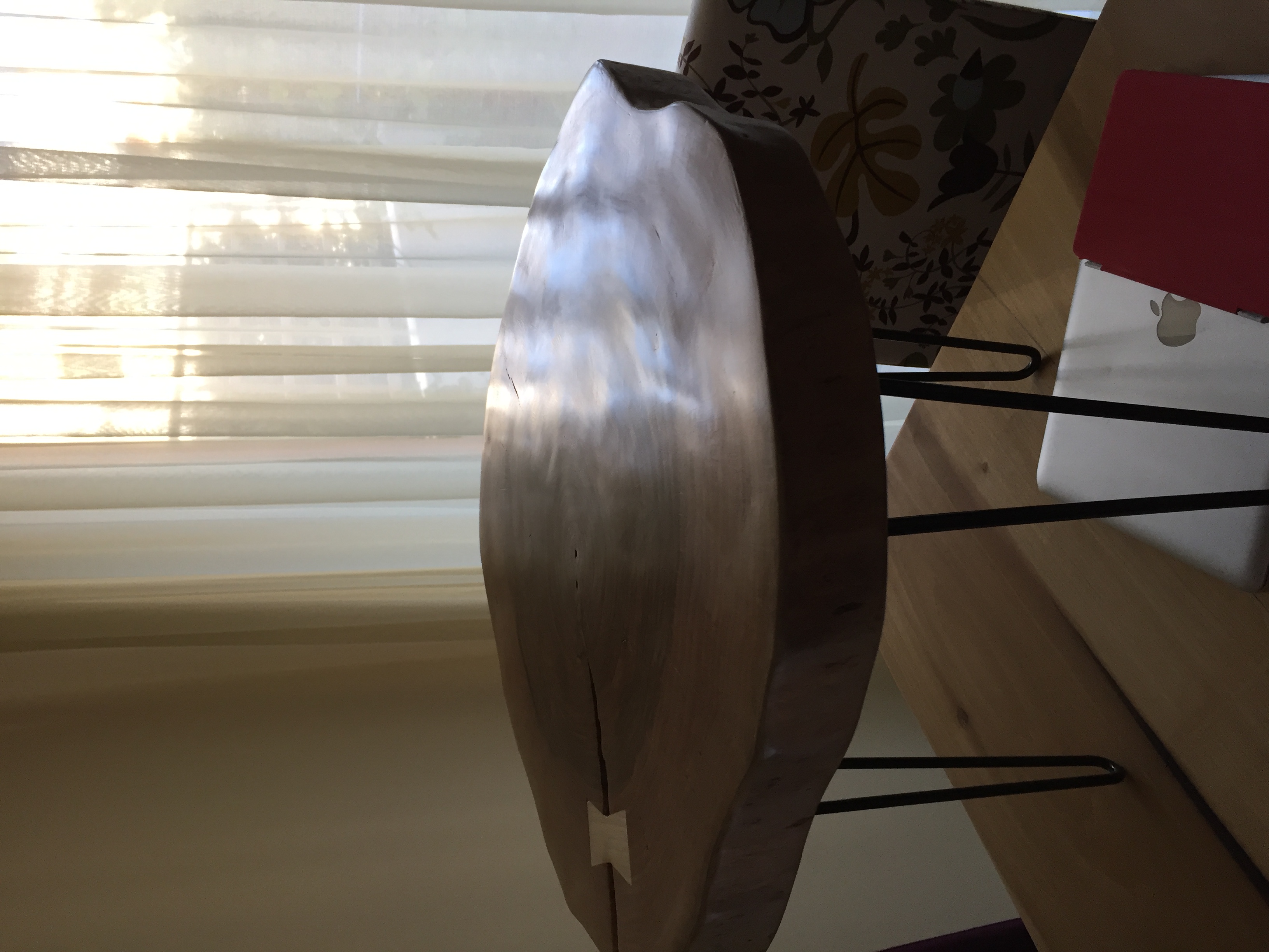 Table viewed from the side — live edge detail